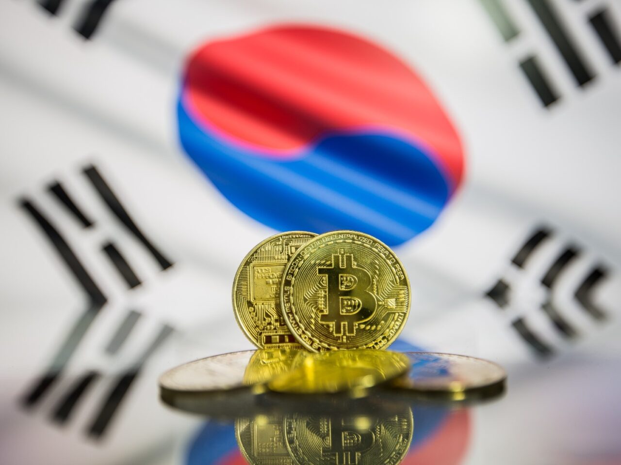 bitcoin-gold-coin-defocused-flag-south-korea-background-virtual-cryptocurrency-concept-1-1280x960.jpg